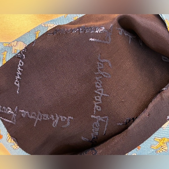 Ferragamo Silk Neck Tie - Picture 4 of 6